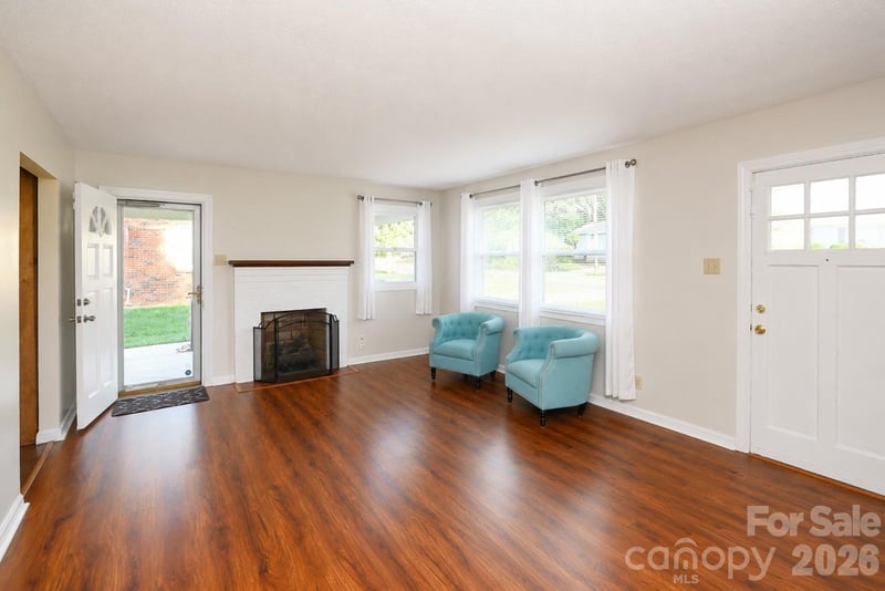 232 Hartness Rd, Statesville, NC 28677