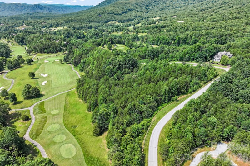 1361 Deep Gap Farm Rd, Mill Spring, NC 28756