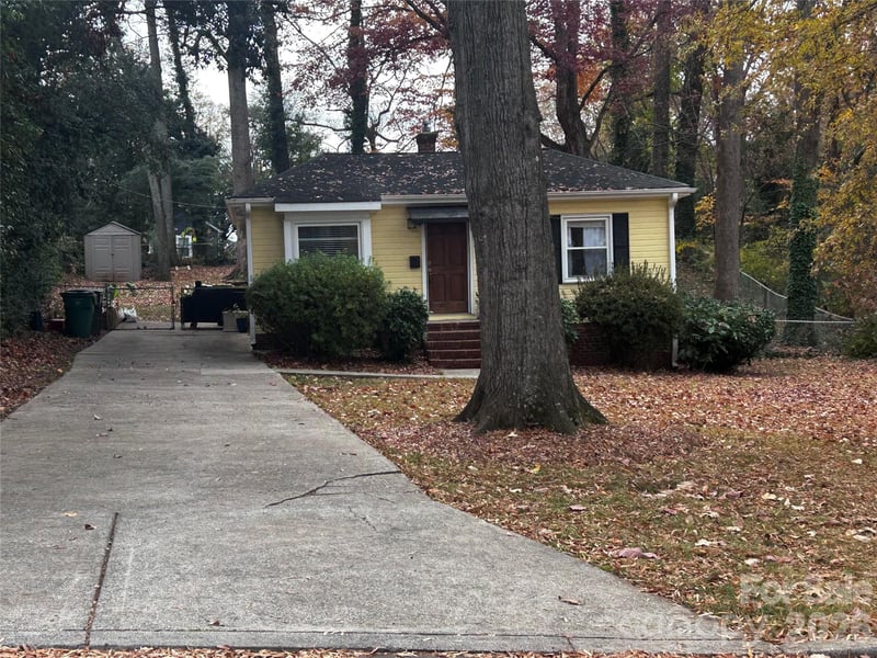 1819 Arnold Dr, Charlotte, NC 28205