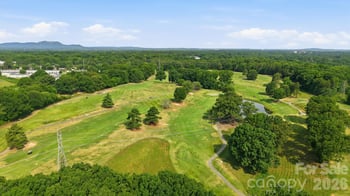 667 Niblick Dr, Gastonia, NC 28054