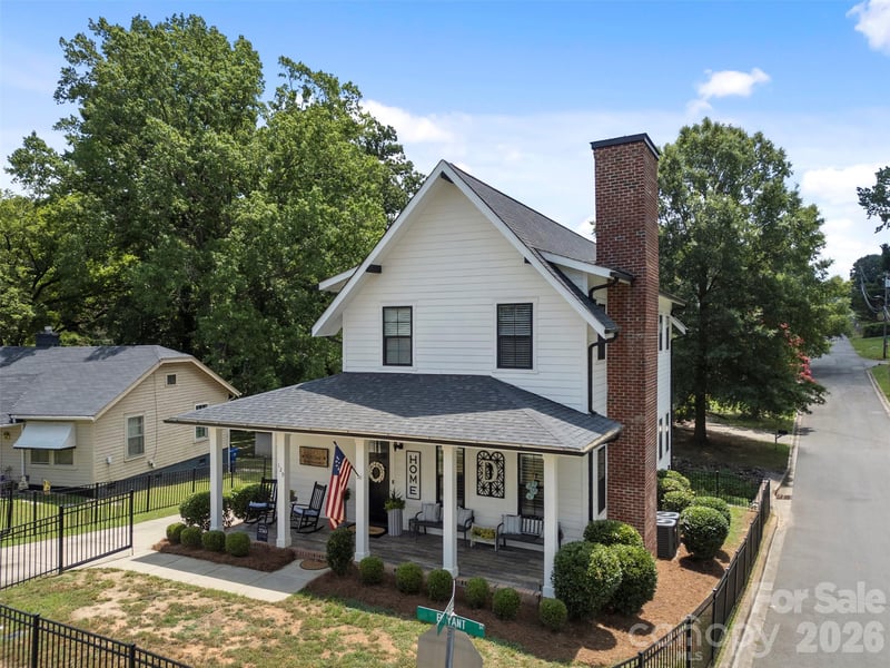 129 Bryant St, Belmont, NC 28012