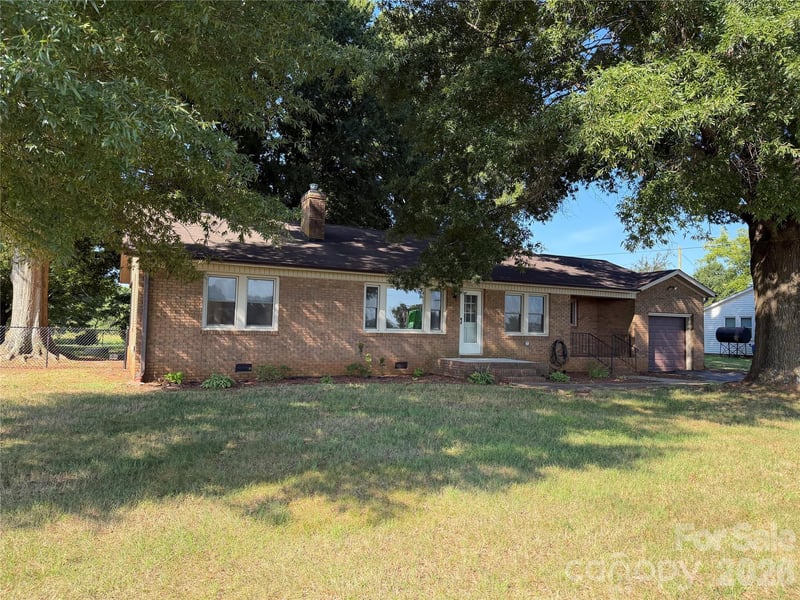 3649 Taylorsville Hw, Statesville, NC 28625