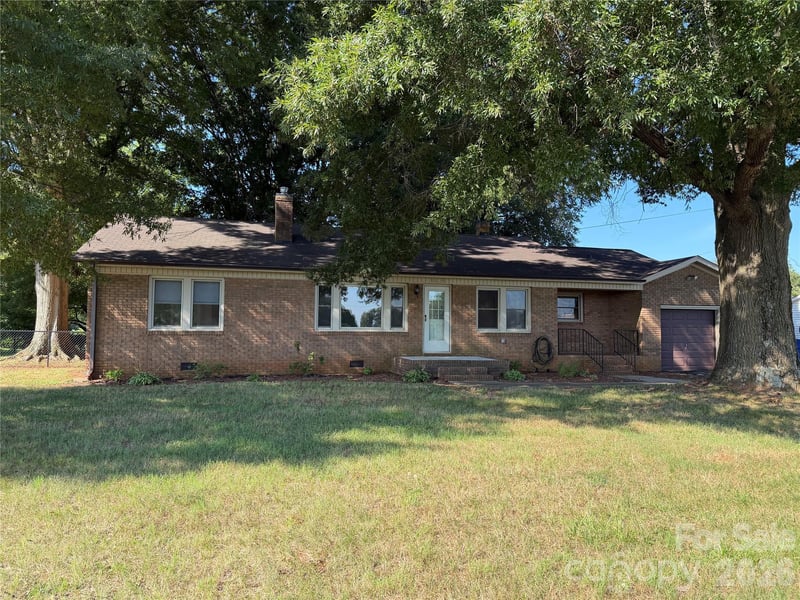3649 Taylorsville Hw, Statesville, NC 28625
