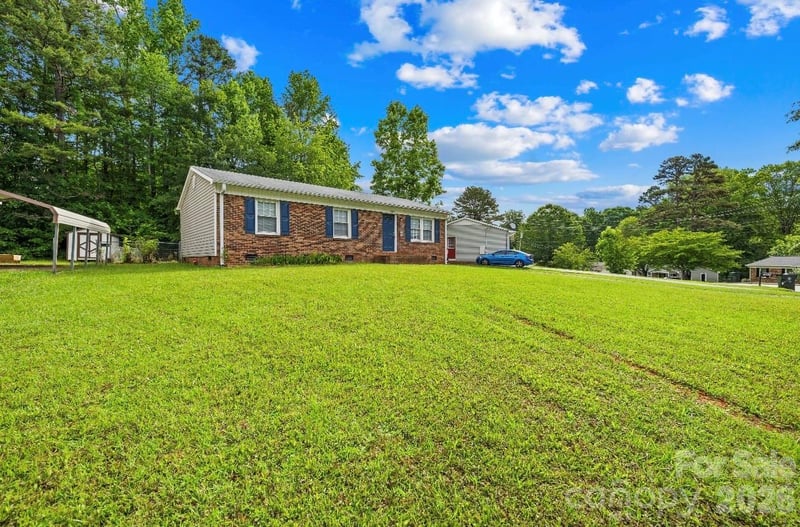 1812 Alpine Dr, Kings Mountain, NC 28086