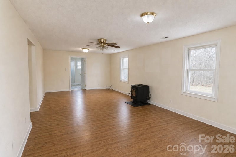 275 Noel Rd, Harmony, NC 28634