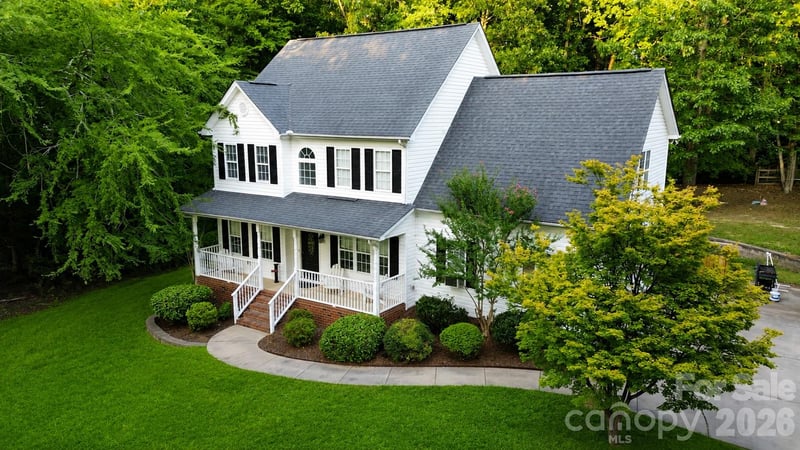 1525 Hawthorne Dr, Indian Trail, NC 28079