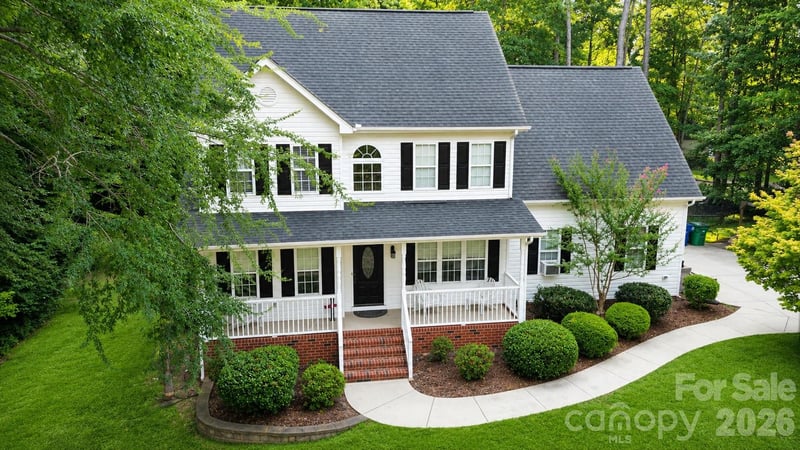 1525 Hawthorne Dr, Indian Trail, NC 28079