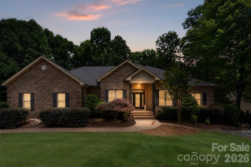 543 Kenway Loop, Mooresville, NC 28117