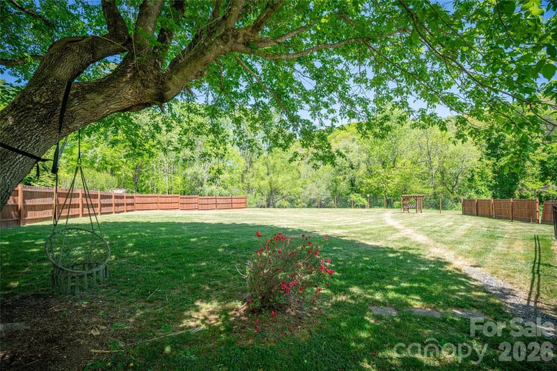 7 Lula Cove Rd, Weaverville, NC 28787