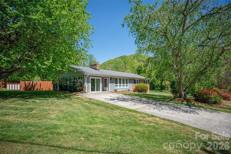 7 Lula Cove Rd, Weaverville, NC 28787