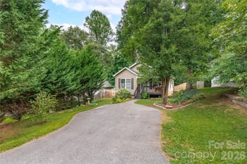41 Wilmington St, Asheville, NC 28806