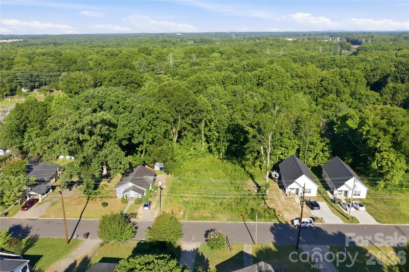 1318 7th St, Statesville, NC 28677