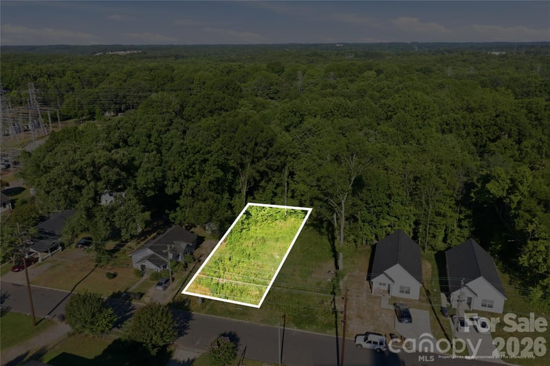 1324 7th St, Statesville, NC 28677
