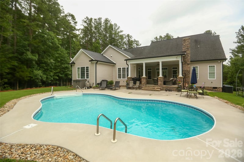 1150 Oak Trail Cir, Concord, NC 28025