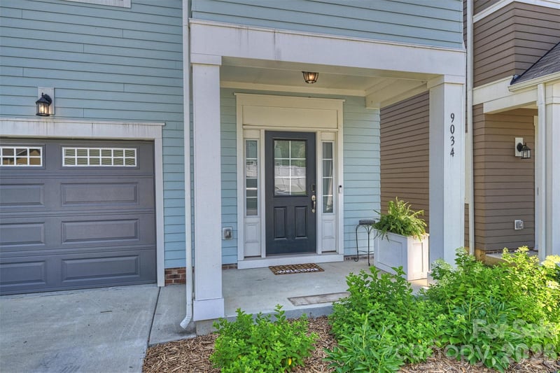 9034 Henry Thoreau Rd, Charlotte, NC 28214