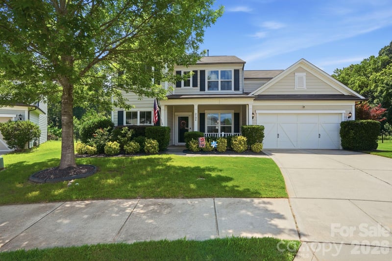 2104 Angel Oak Dr, Fort Mill, SC 29715