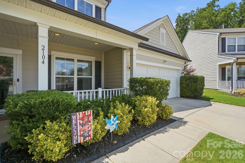 2104 Angel Oak Dr, Fort Mill, SC 29715