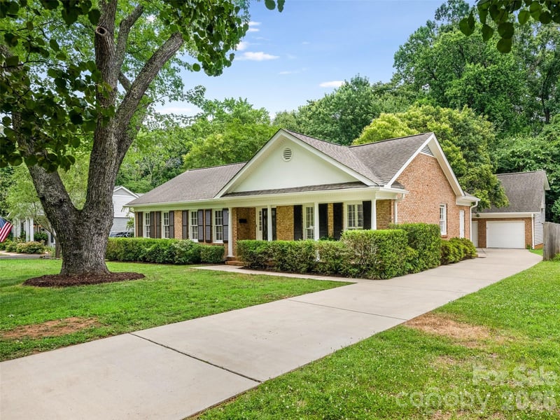 5020 Glenbrier Dr, Charlotte, NC 28212