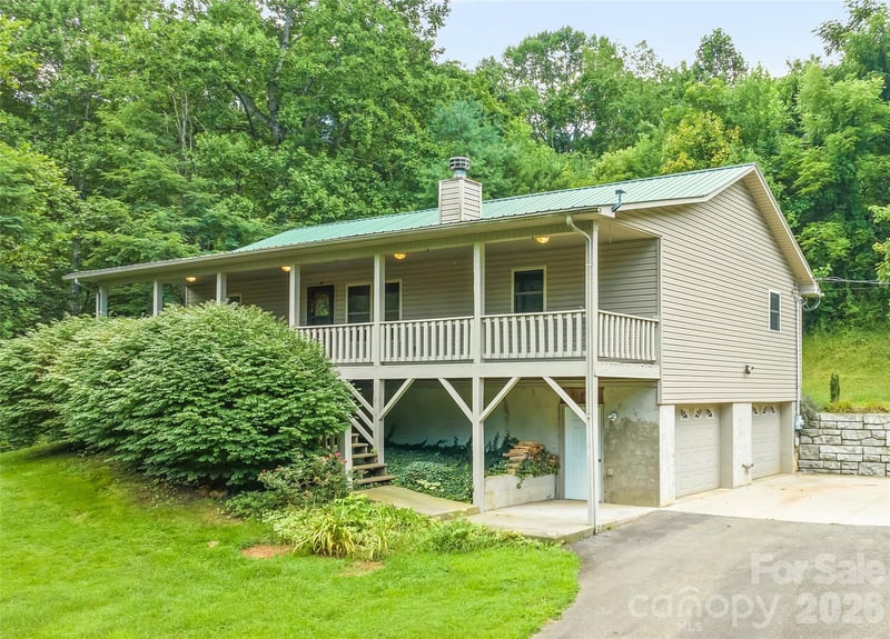 89 Cypress Ln, Canton, NC 28716
