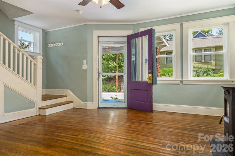 74 Arlington St, Asheville, NC 28801