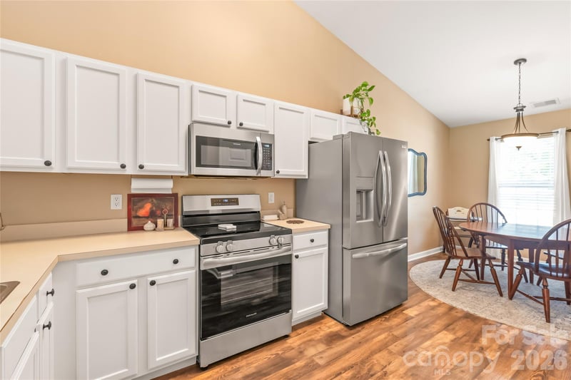 251 Summit Park Ct, Kannapolis, NC 28083