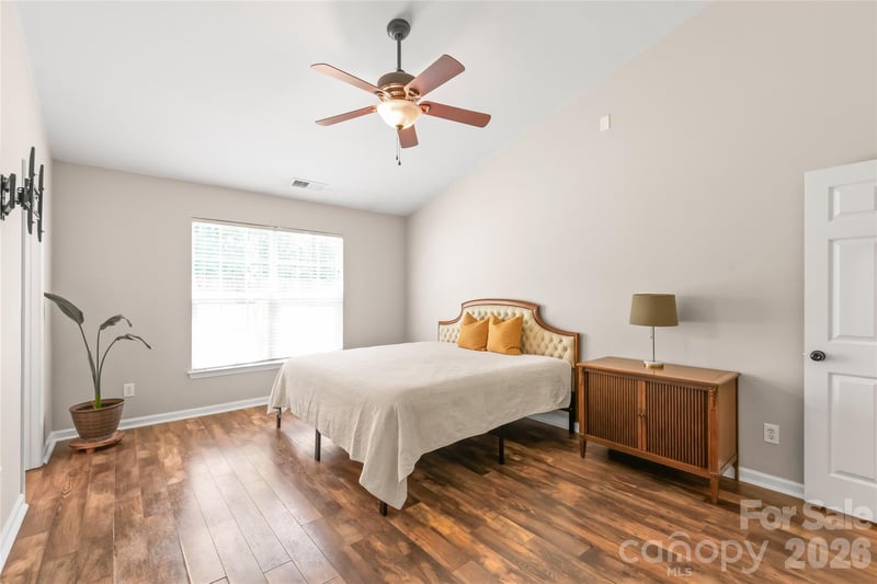 251 Summit Park Ct, Kannapolis, NC 28083