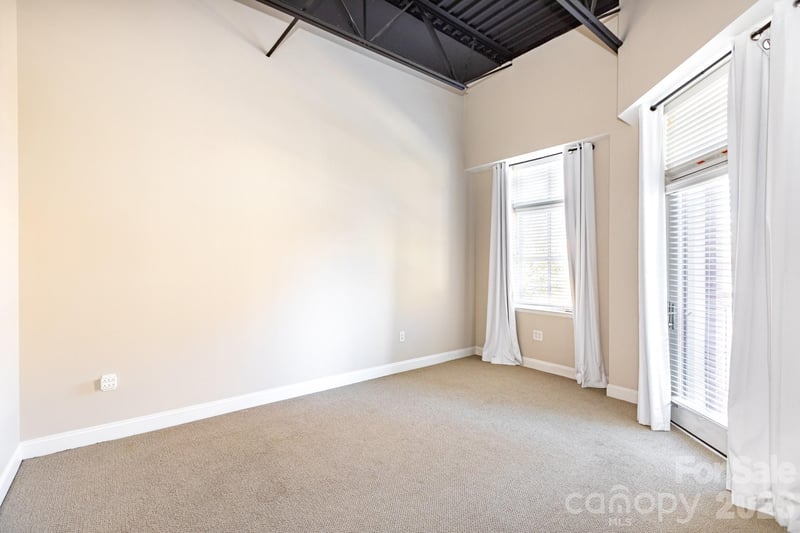 3920 Sharon Rd #208, Charlotte, NC 28211