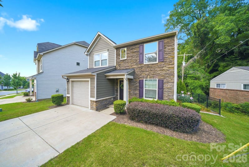 1829 Evergreen Dr, Charlotte, NC 28208