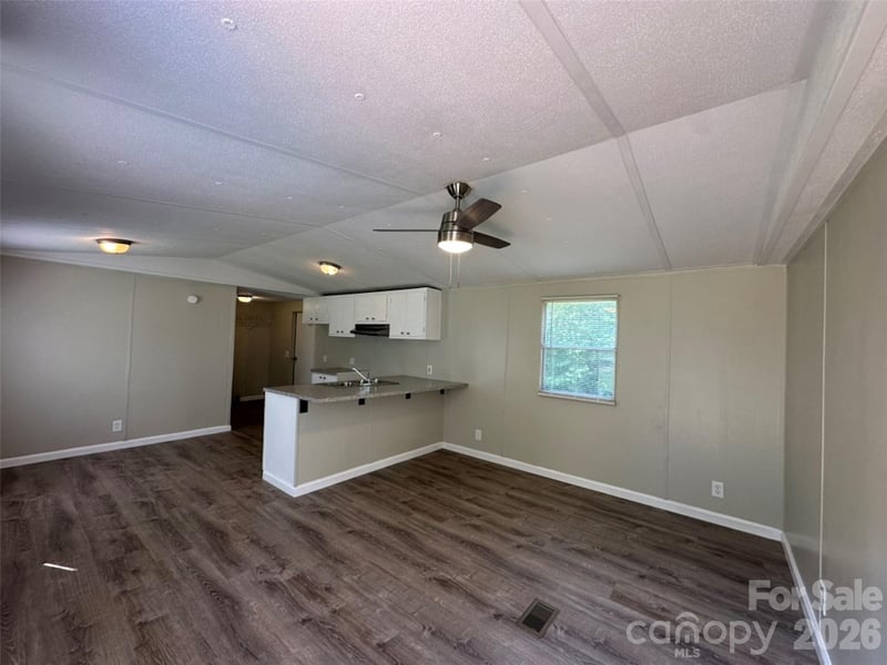 285 Cold Springs Rd, Mill Spring, NC 28756