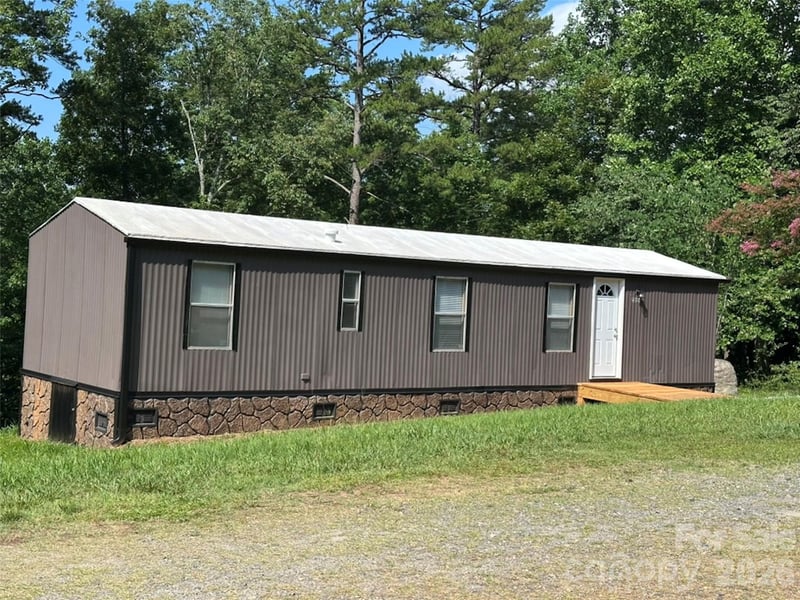 285 Cold Springs Rd, Mill Spring, NC 28756