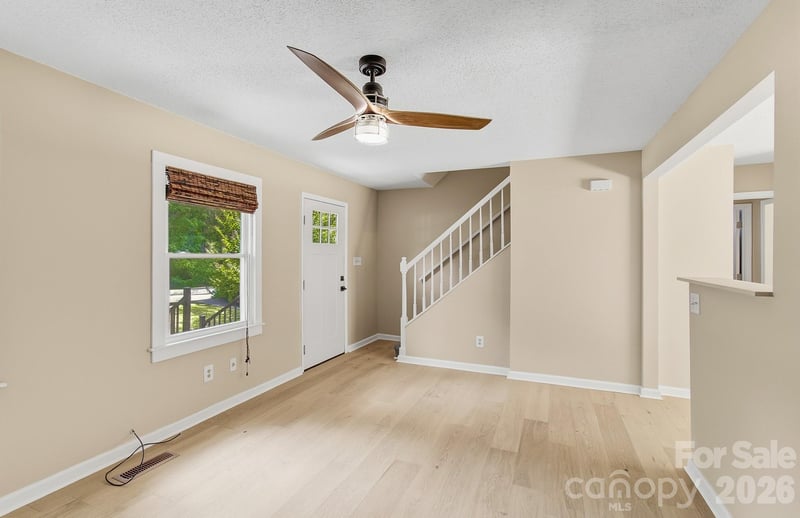 147 Birch Ln, Arden, NC 28704