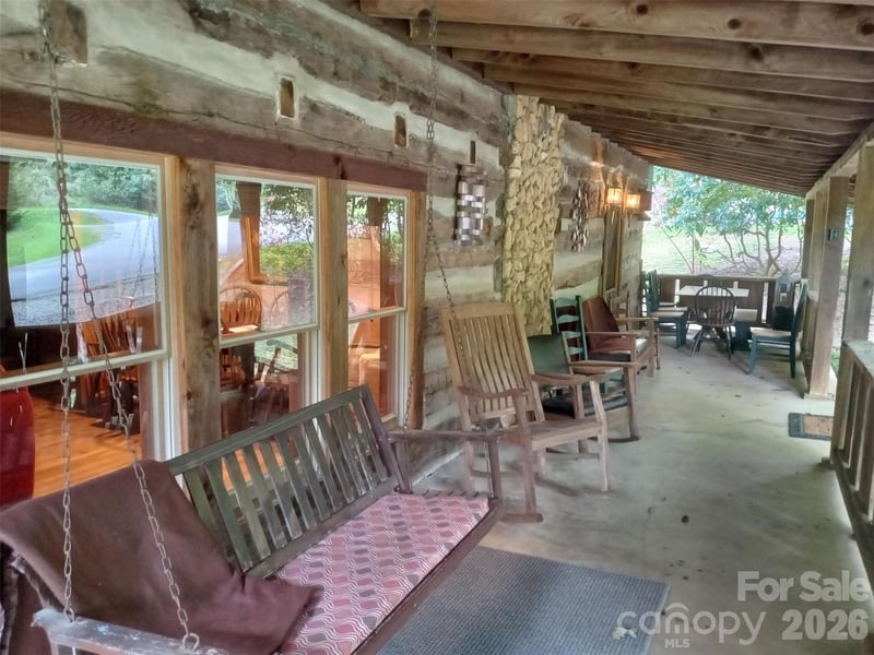 251 Village Ln, Mars Hill, NC 28754