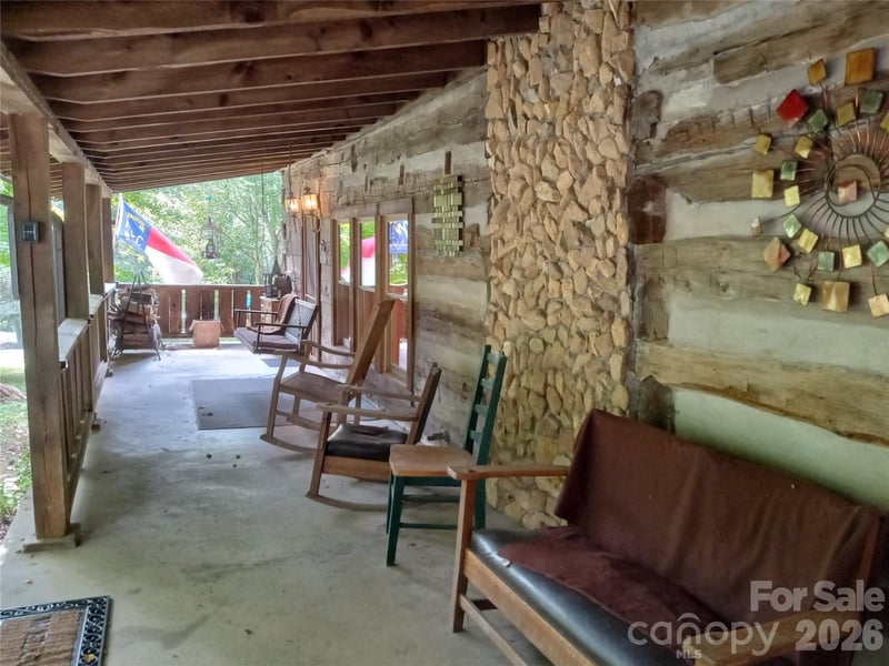 251 Village Ln, Mars Hill, NC 28754