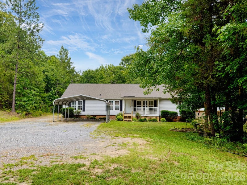 4942 Reid Rd, Edgemoor, SC 29712