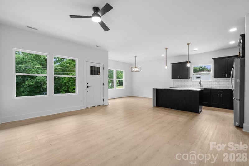 512 28th St, Hickory, NC 28602