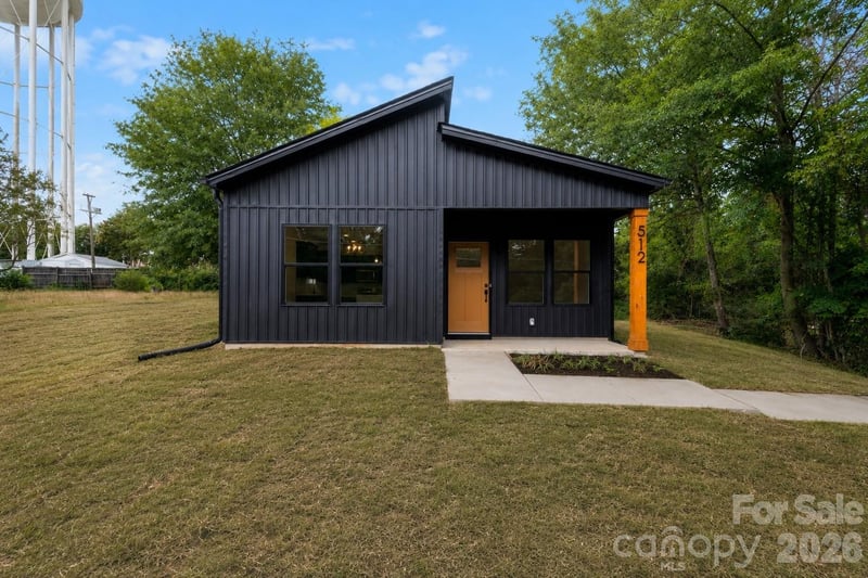 512 28th St, Hickory, NC 28602