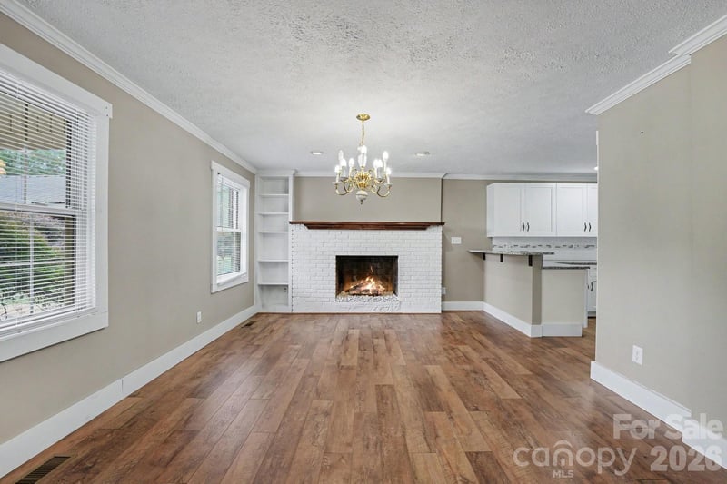 1138 Graham St, Claremont, NC 28610
