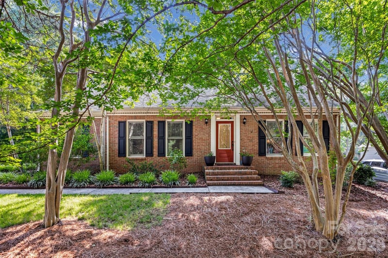 11701 Harrowfield Rd, Charlotte, NC 28226