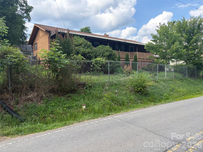 256A Bruce Rd, Mars Hill, NC 28754