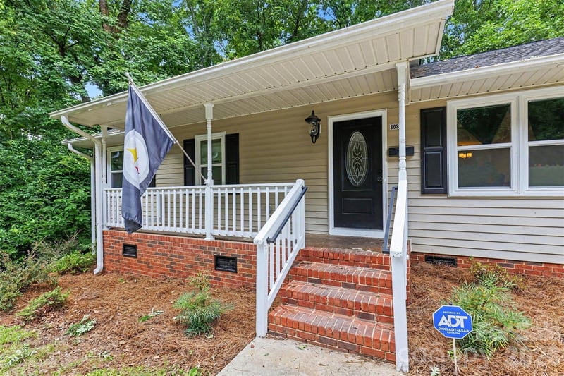 308 Kershaw St, Lancaster, SC 29720