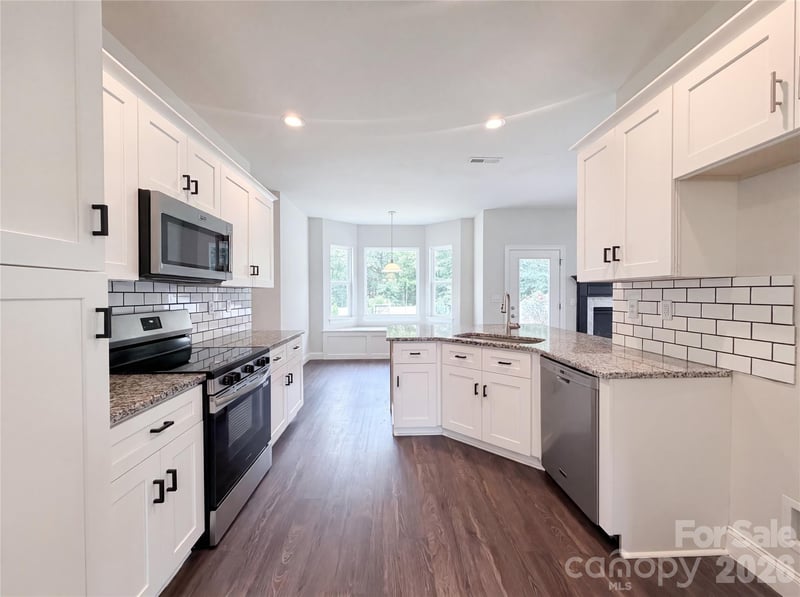 134 Windstone Dr, Troutman, NC 28166
