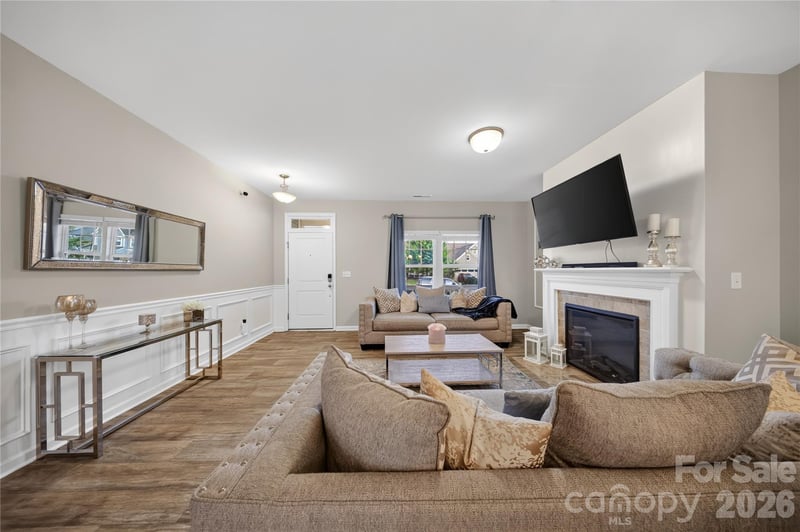 5137 Thomasville Dr, Belmont, NC 28012