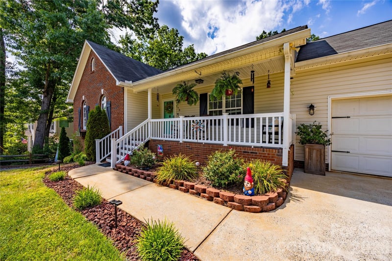 173 Ruthaven Dr, Bessemer City, NC 28016
