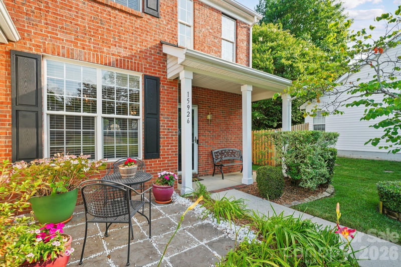15926 Bubbling Branch Ln, Charlotte, NC 28273