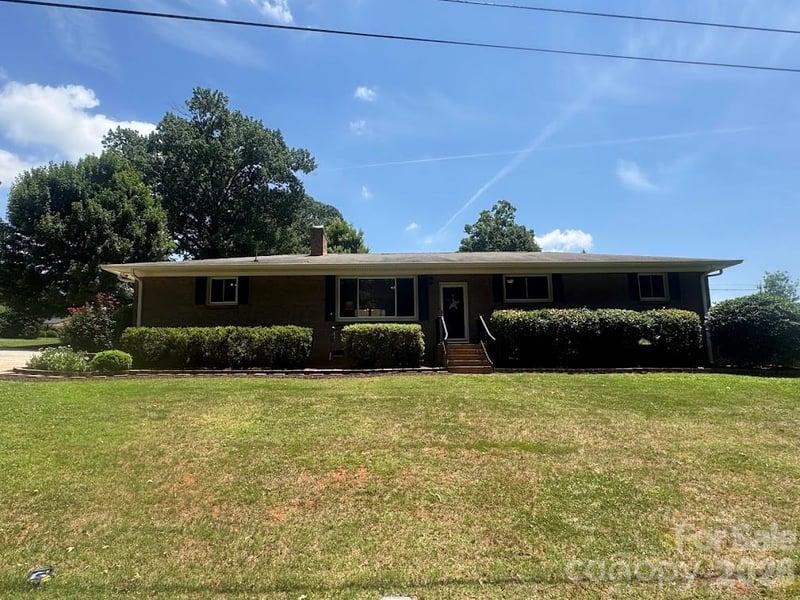 9050 Miriam Dr, Huntersville, NC 28078