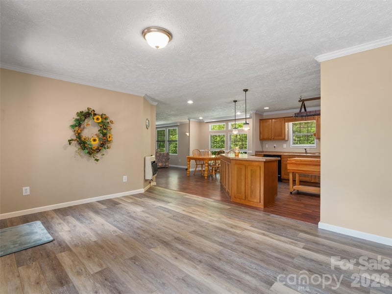 193 Tipstill Cv, Waynesville, NC 28786
