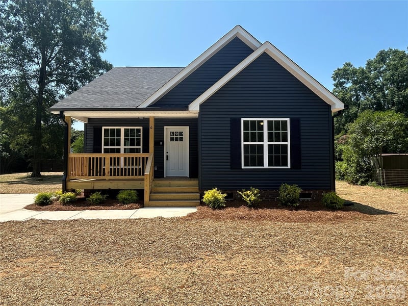 6 Wray St, York, SC 29745