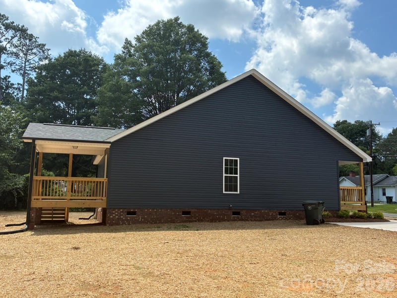 6 Wray St, York, SC 29745