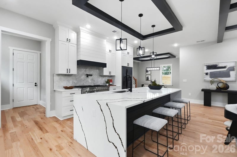 1106 Brookhurst Dr, Charlotte, NC 28205