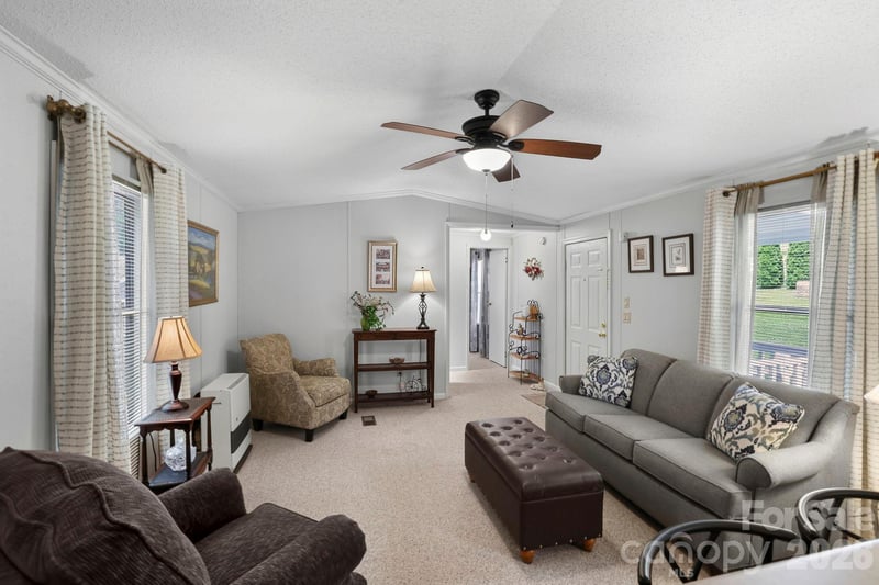 229 Concord Rd, Asheville, NC 28803